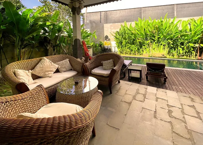 Traditional 2br Private Pool In The Heart Of Canggu, Berawa ヴィラ *
